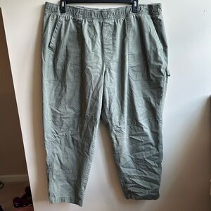 Old Navy High Waisted Utility Pant